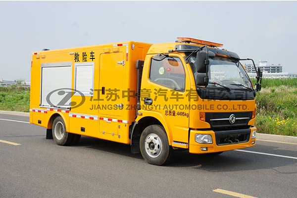 抢险车