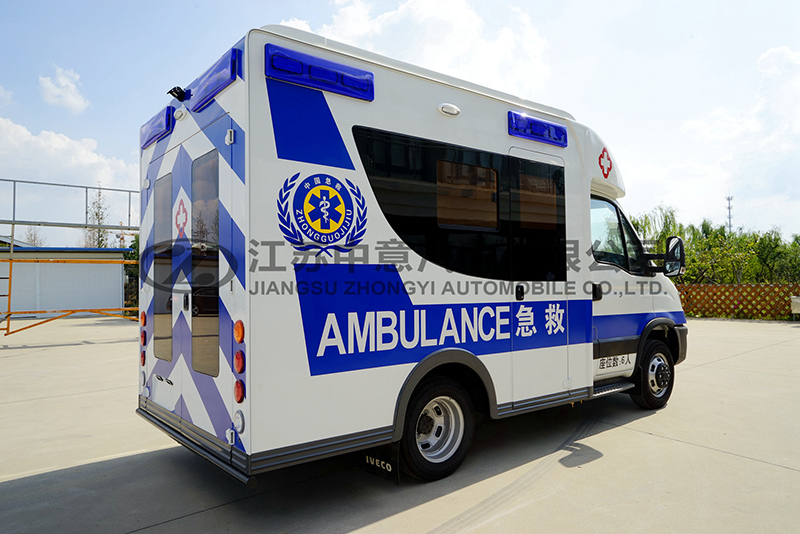 依维柯救护车的救护担架有什么作用？
